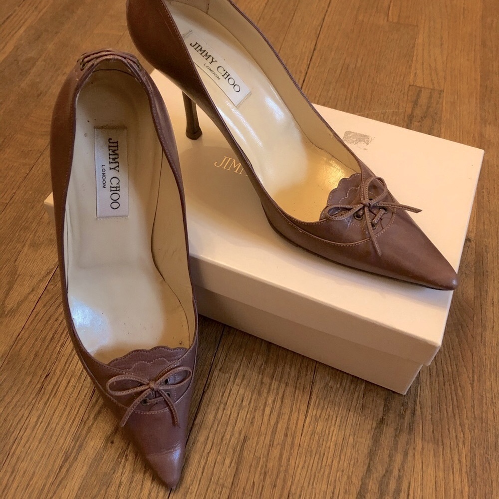Mauve Jimmy Choo pumps with lacing detail on heel